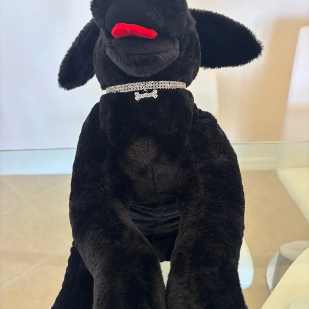 Glam Diamond collar with a diamond bow for your furry animals. All brand new .